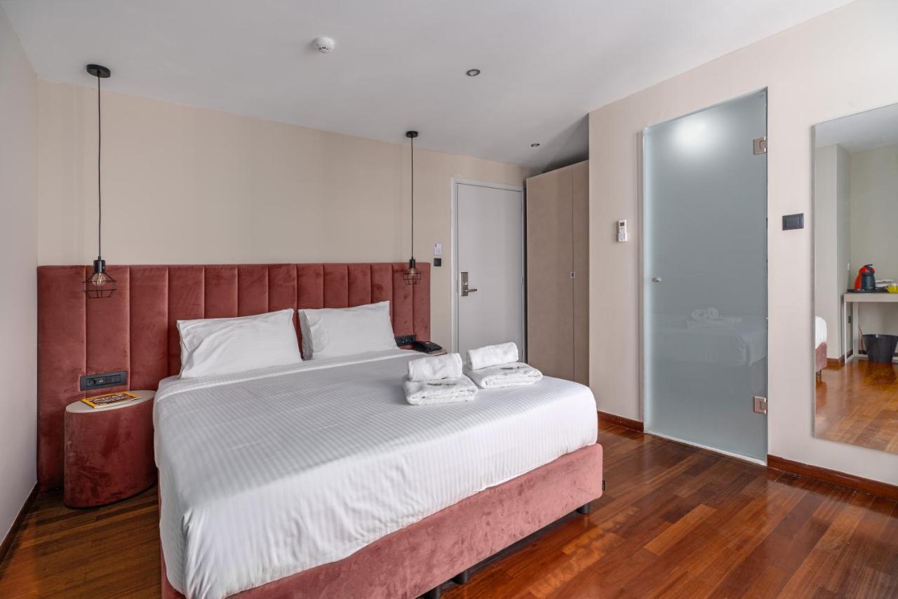 Aeolos Luxury Suites アテネ エクステリア 写真