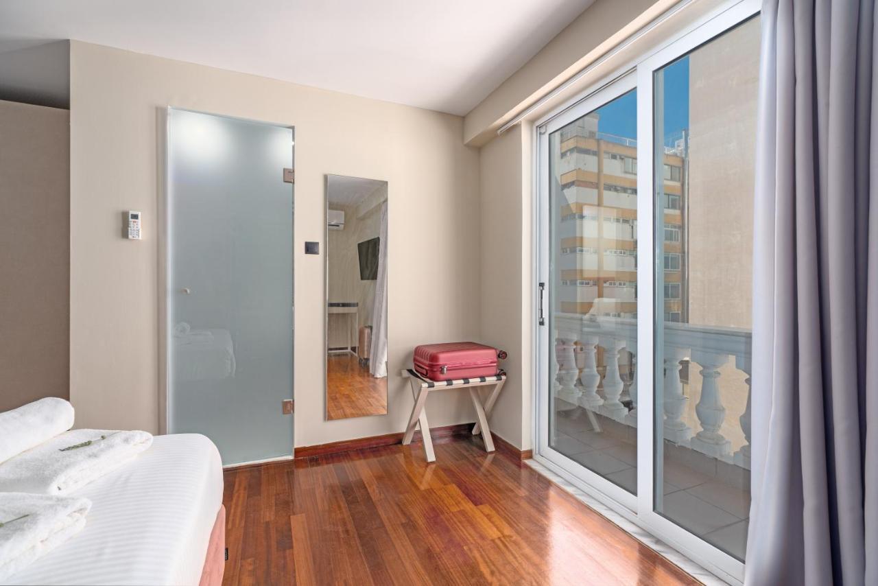 Aeolos Luxury Suites アテネ エクステリア 写真